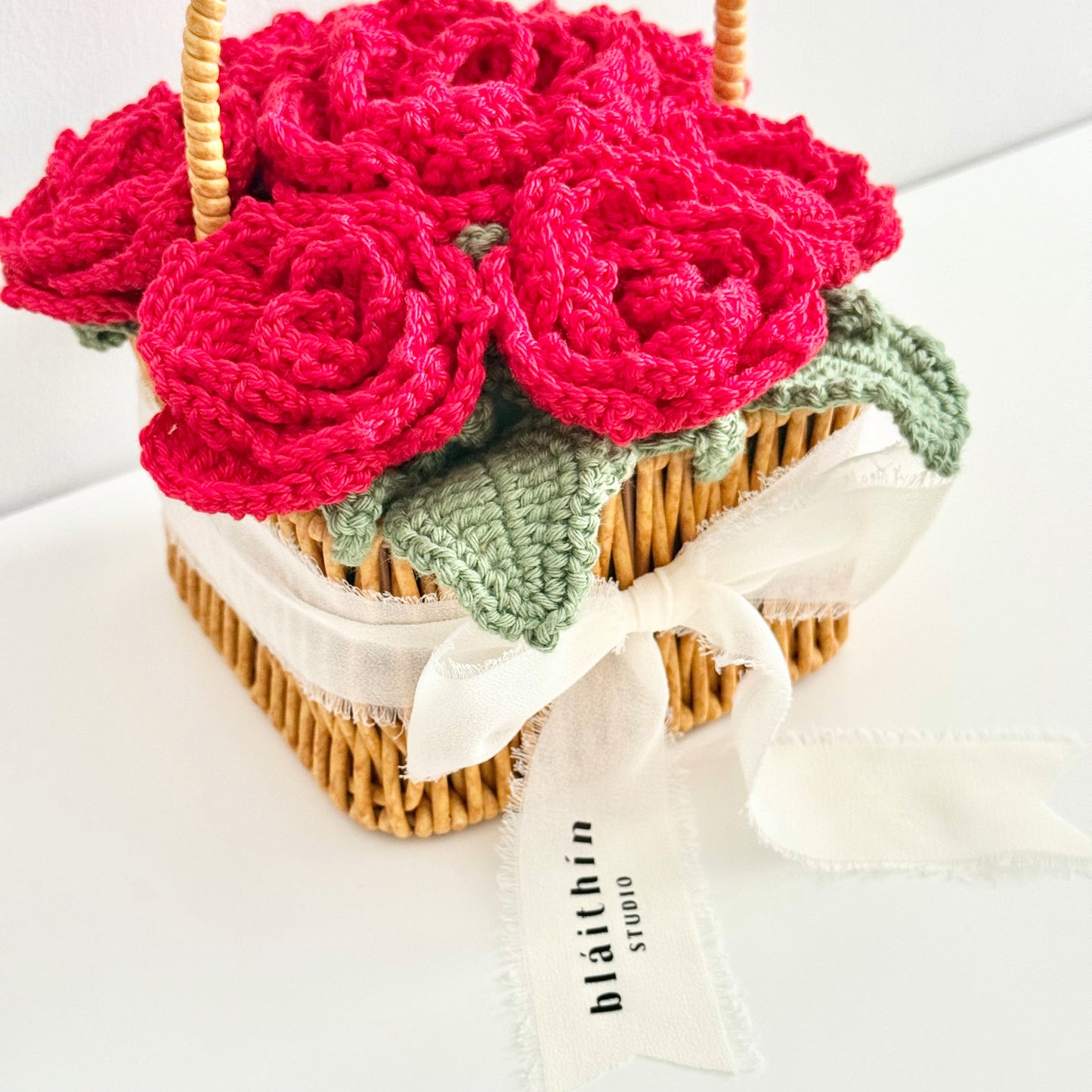 Red Rose Basket